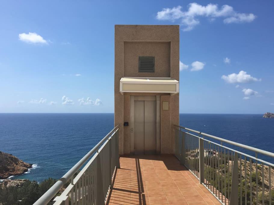 Piso en la primera linea del mar con 2 dormitorios Benidorm Exterior foto